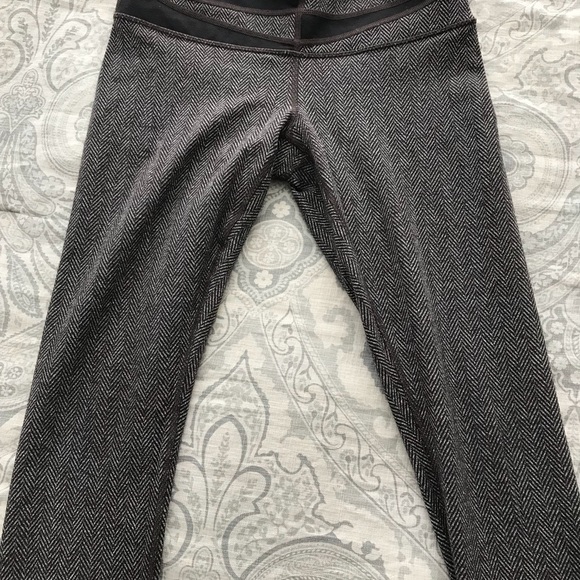 Lululemon Herringbone Leggings - Picture 2 of 4